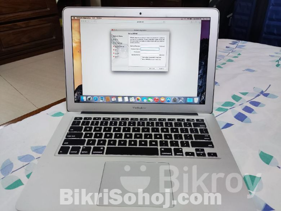 Apple Macbook Air Core I5